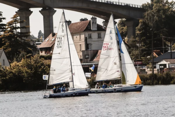 Bateau J80